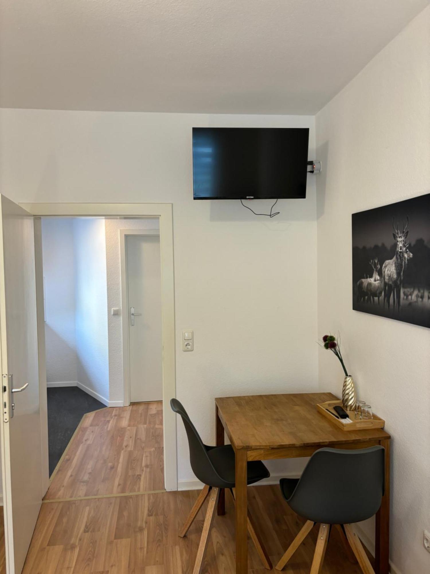 Apartment Fuer 2 Personen Wiesbaden Exterior foto